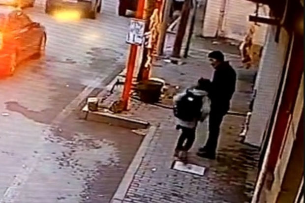 Bakıda kişi tanımadığı məktəbli qıza yaxınlaşdı: Polis hərəkətə keçdi